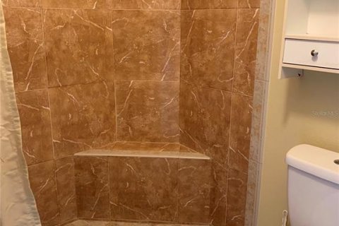 House in Lake Mary, Florida 3 bedrooms, 143.81 sq.m. № 1917986 - photo 14