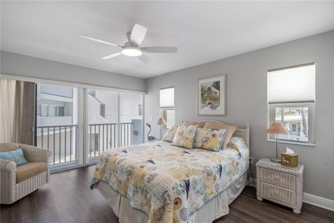 Townhouse in Englewood, Florida 2 bedrooms, 126.07 sq.m. № 2235571 - photo 16