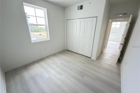 Condo in Orlando, Florida, 3 bedrooms № 2227151 - photo 24