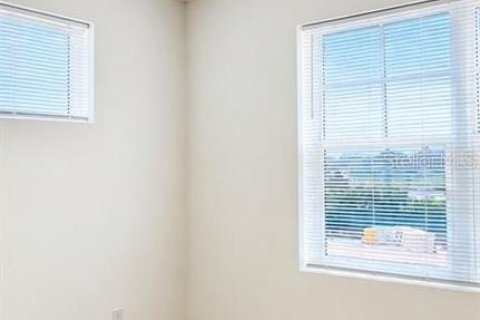 Condo in Orlando, Florida, 3 bedrooms № 2227151 - photo 20