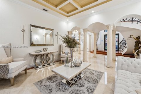 Villa ou maison à vendre à Miami Lakes, Floride: 4 chambres, 351.45 m2 № 2025443 - photo 23