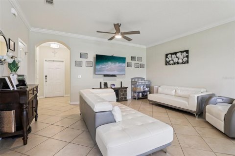Townhouse in Lakeland, Florida 3 bedrooms, 133.22 sq.m. № 2210147 - photo 11