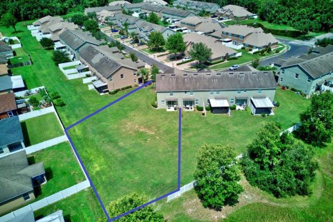 Townhouse in Lakeland, Florida 3 bedrooms, 133.22 sq.m. № 2210147 - photo 5