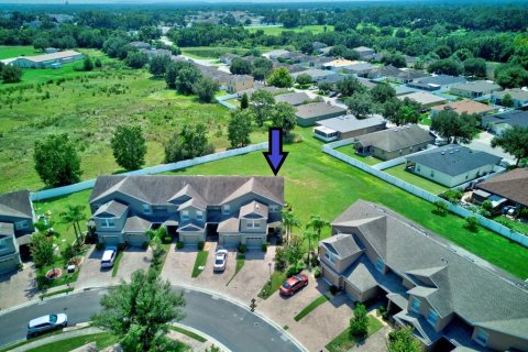 Townhouse in Lakeland, Florida 3 bedrooms, 133.22 sq.m. № 2210147 - photo 8
