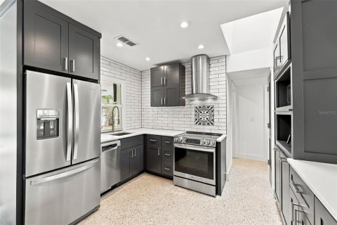 Villa ou maison à vendre à Saint Petersburg, Floride: 3 chambres, 144.37 m2 № 2419074 - photo 15