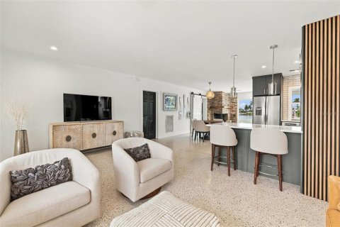 Villa ou maison à vendre à Saint Petersburg, Floride: 3 chambres, 144.37 m2 № 2419074 - photo 7
