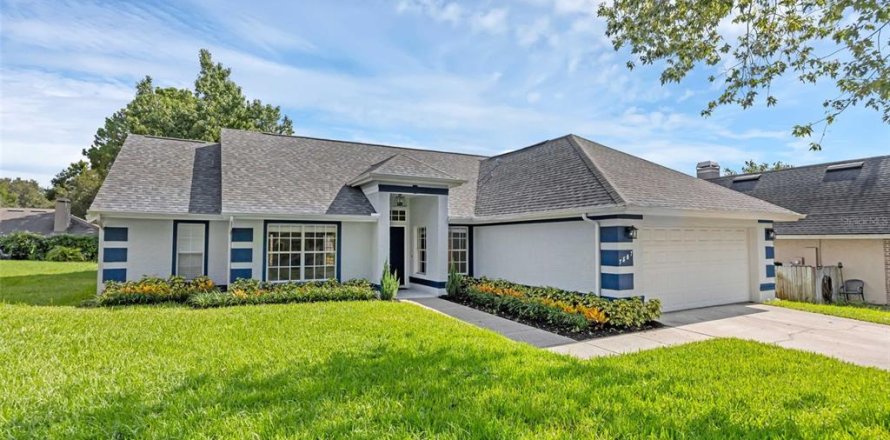House in Orlando, Florida 4 bedrooms, 185.71 sq.m. № 1831601