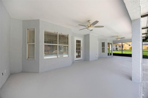 House in Orlando, Florida 4 bedrooms, 185.71 sq.m. № 1831601 - photo 3