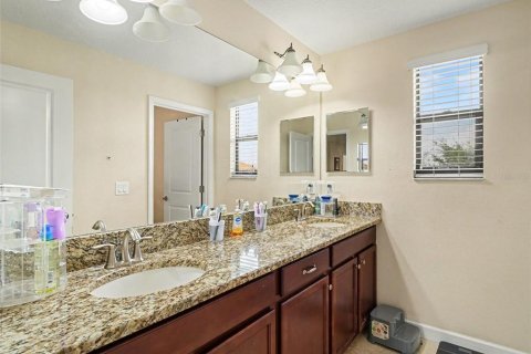 House in Riverview, Florida 4 bedrooms, 238.85 sq.m. № 2228018 - photo 21