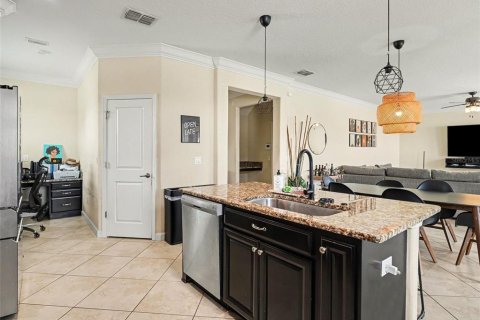 House in Riverview, Florida 4 bedrooms, 238.85 sq.m. № 2228018 - photo 9