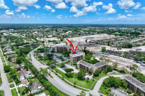 Copropriété à vendre à Lake Worth, Floride: 2 chambres, 94.76 m2 № 2083000 - photo 25