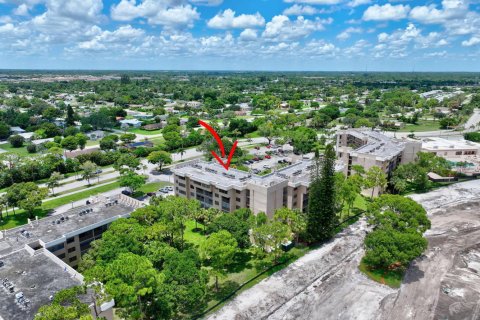 Copropriété à vendre à Lake Worth, Floride: 2 chambres, 94.76 m2 № 2083000 - photo 24