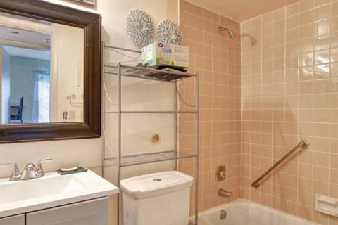 Copropriété à vendre à Lake Worth, Floride: 2 chambres, 94.76 m2 № 2083000 - photo 17