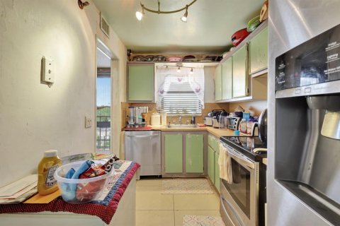 Copropriété à vendre à Lake Worth, Floride: 2 chambres, 94.76 m2 № 2083000 - photo 5