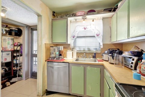 Copropriété à vendre à Lake Worth, Floride: 2 chambres, 94.76 m2 № 2083000 - photo 15