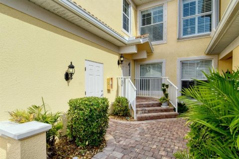 Touwnhouse à vendre à Sarasota, Floride: 3 chambres, 173.08 m2 № 1807474 - photo 19