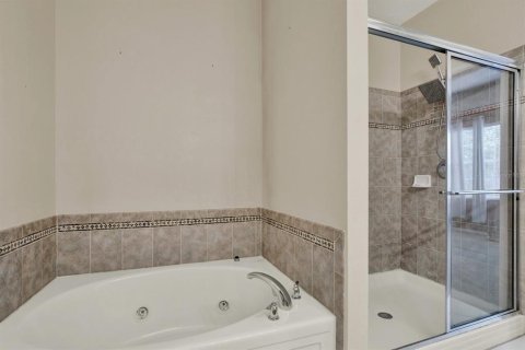 Casa en venta en Sun City Center, Florida, 4 dormitorios, 255.48 m2 № 2221376 - foto 9