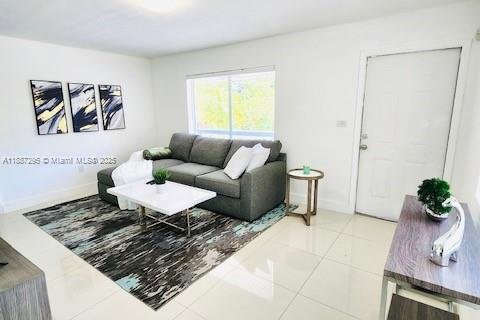 Appartement à louer à Miami, Floride: 2 chambres, 111.48 m2 № 2016645 - photo 4