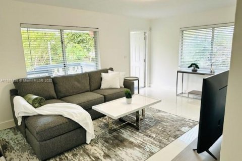 Appartement à Miami, Floride 2 chambres, 111.48 m2 № 2016645