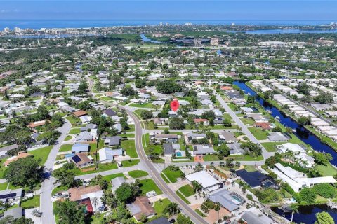 Villa ou maison à louer à Sarasota, Floride: 3 chambres, 154.12 m2 № 1900250 - photo 9