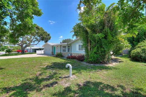 Villa ou maison à louer à Sarasota, Floride: 3 chambres, 154.12 m2 № 1900250 - photo 13