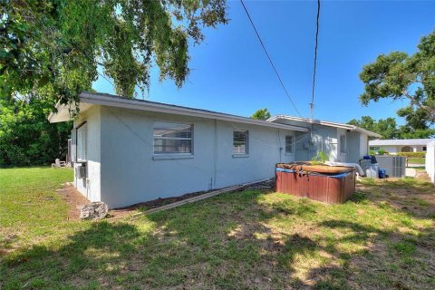 Villa ou maison à louer à Sarasota, Floride: 3 chambres, 154.12 m2 № 1900250 - photo 16