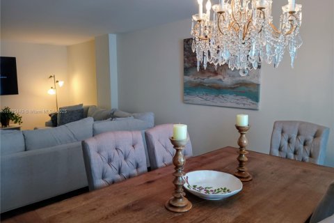Copropriété à louer à Pompano Beach, Floride: 2 chambres, 130.06 m2 № 1868561 - photo 26