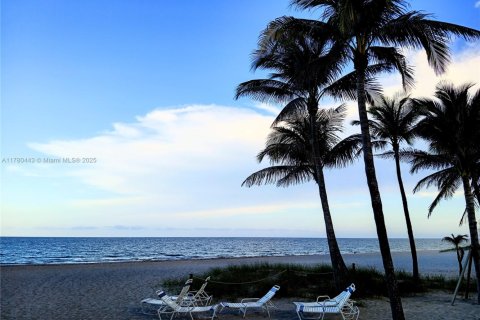 Copropriété à louer à Pompano Beach, Floride: 2 chambres, 130.06 m2 № 1868561 - photo 8