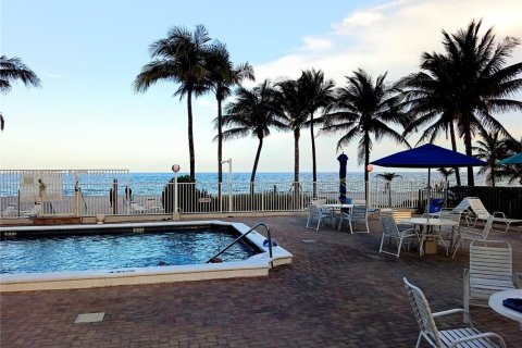 Copropriété à louer à Pompano Beach, Floride: 2 chambres, 130.06 m2 № 1868561 - photo 9