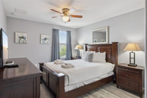 House in Davenport, Florida 6 bedrooms, 321.91 sq.m. № 2239942 - photo 22