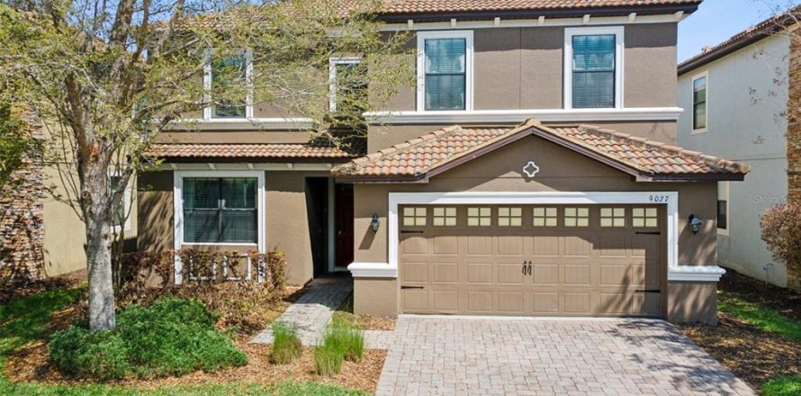 House in Davenport, Florida 6 bedrooms, 321.91 sq.m. № 2239942