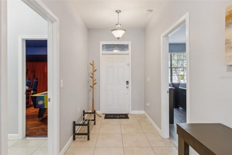 House in Davenport, Florida 6 bedrooms, 321.91 sq.m. № 2239942 - photo 3