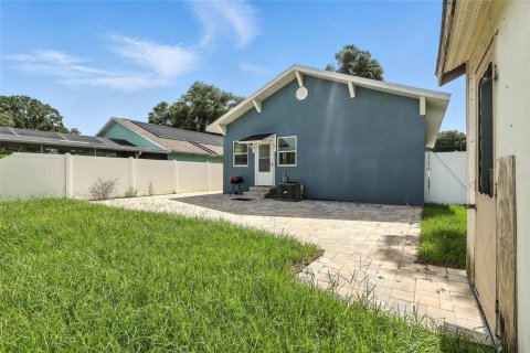Villa ou maison à vendre à Tampa, Floride: 3 chambres, 140.47 m2 № 1815956 - photo 7