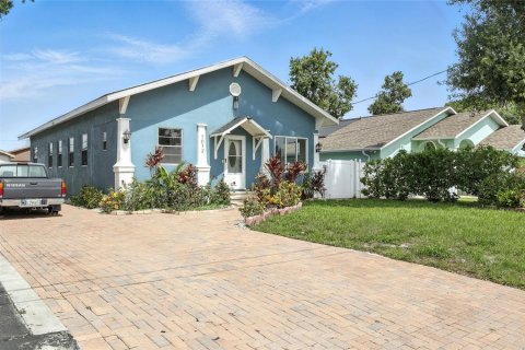 Villa ou maison à vendre à Tampa, Floride: 3 chambres, 140.47 m2 № 1815956 - photo 5