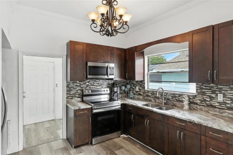 Villa ou maison à vendre à Tampa, Floride: 3 chambres, 140.47 m2 № 1815956 - photo 21