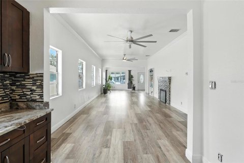 Villa ou maison à vendre à Tampa, Floride: 3 chambres, 140.47 m2 № 1815956 - photo 17