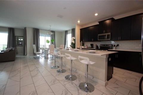 Casa en alquiler en Davenport, Florida, 6 dormitorios, 305.74 m2 № 1723491 - foto 11