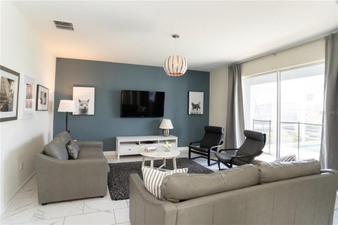 Casa en alquiler en Davenport, Florida, 6 dormitorios, 305.74 m2 № 1723491 - foto 20