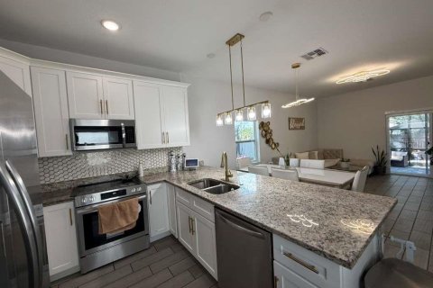 Touwnhouse à louer à Kissimmee, Floride: 3 chambres, 142.6 m2 № 2147441 - photo 16