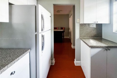 Copropriété à vendre à Palmetto Bay, Floride: 1 chambre, 61.69 m2 № 2004330 - photo 12