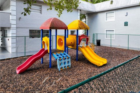 Copropriété à vendre à Palmetto Bay, Floride: 1 chambre, 61.69 m2 № 2004330 - photo 26