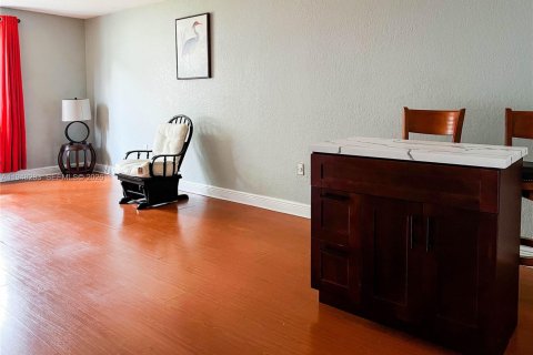 Copropriété à vendre à Palmetto Bay, Floride: 1 chambre, 61.69 m2 № 2004330 - photo 7