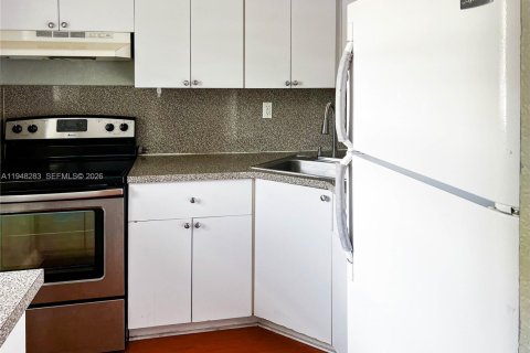 Copropriété à vendre à Palmetto Bay, Floride: 1 chambre, 61.69 m2 № 2004330 - photo 11