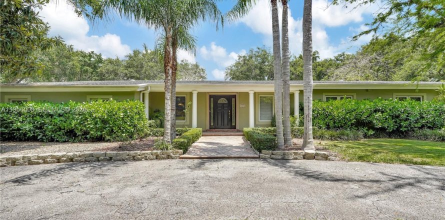 Дом в Пайнкрест, Флорида 5 спален, 300.45м2 № 2020425