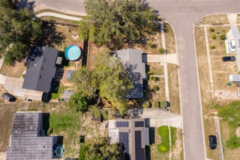 House in Orlando, Florida 3 bedrooms, 130.43 sq.m. № 1725382 - photo 4
