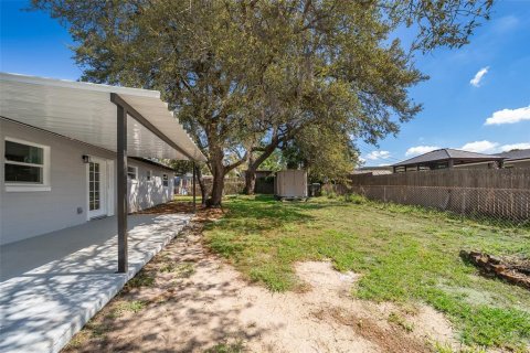 House in Orlando, Florida 3 bedrooms, 130.43 sq.m. № 1725382 - photo 21