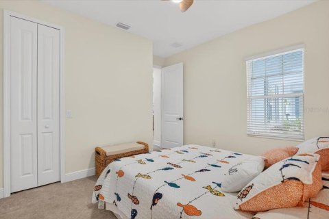 House in Parrish, Florida 2 bedrooms, 140.47 sq.m. № 2140524 - photo 17