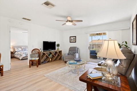 Casa en alquiler en The Villages, Florida, 3 dormitorios, 117.52 m2 № 1870619 - foto 17