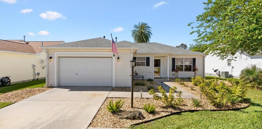 Casa en The Villages, Florida 3 dormitorios, 117.52 m2 № 1870619