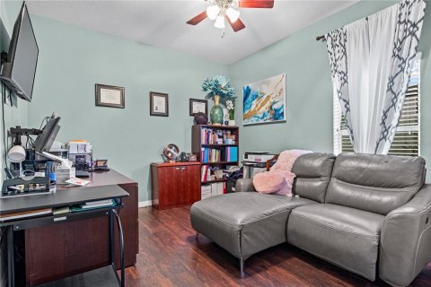 Casa en venta en Tampa, Florida, 5 dormitorios, 321.44 m2 № 1590139 - foto 6